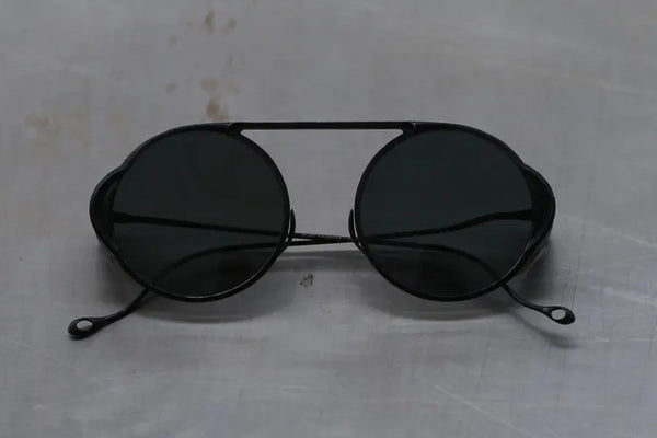 Rigards x Boris Bidjan Saberi collaboration: RG1011BBS β-titanium alloy sunglasses, RG-RG1011BBS-GHKSHP, retro black frame with dark grey lenses